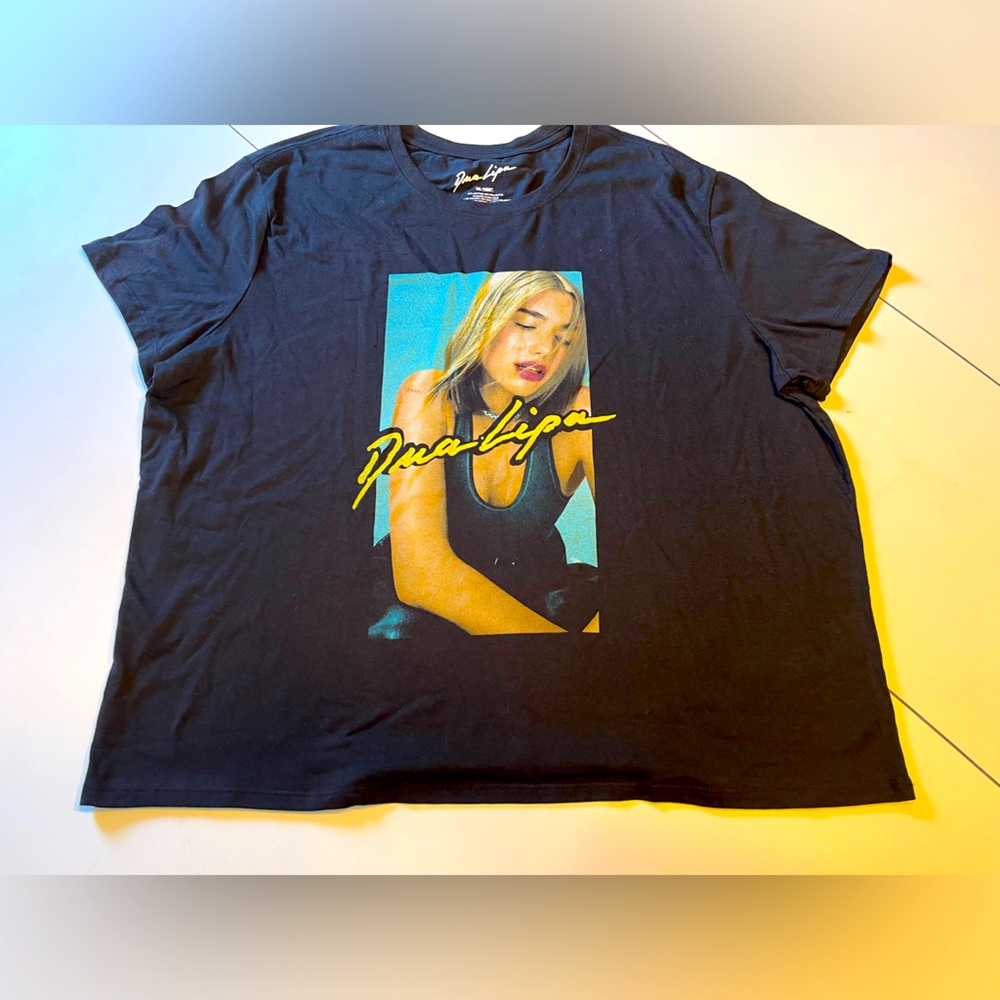 Dua Lipa 1X boxy black tee shirt